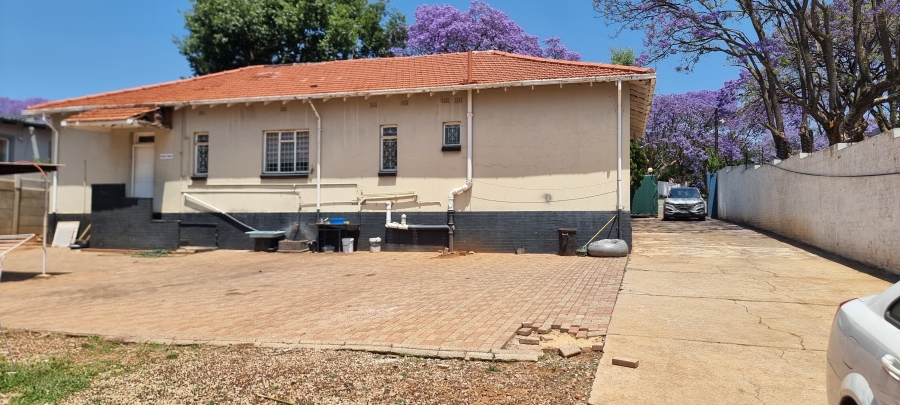 4 Bedroom Property for Sale in Greenside Gauteng