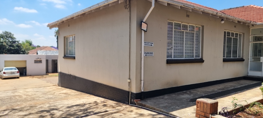 4 Bedroom Property for Sale in Greenside Gauteng