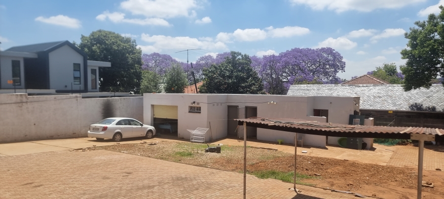 4 Bedroom Property for Sale in Greenside Gauteng