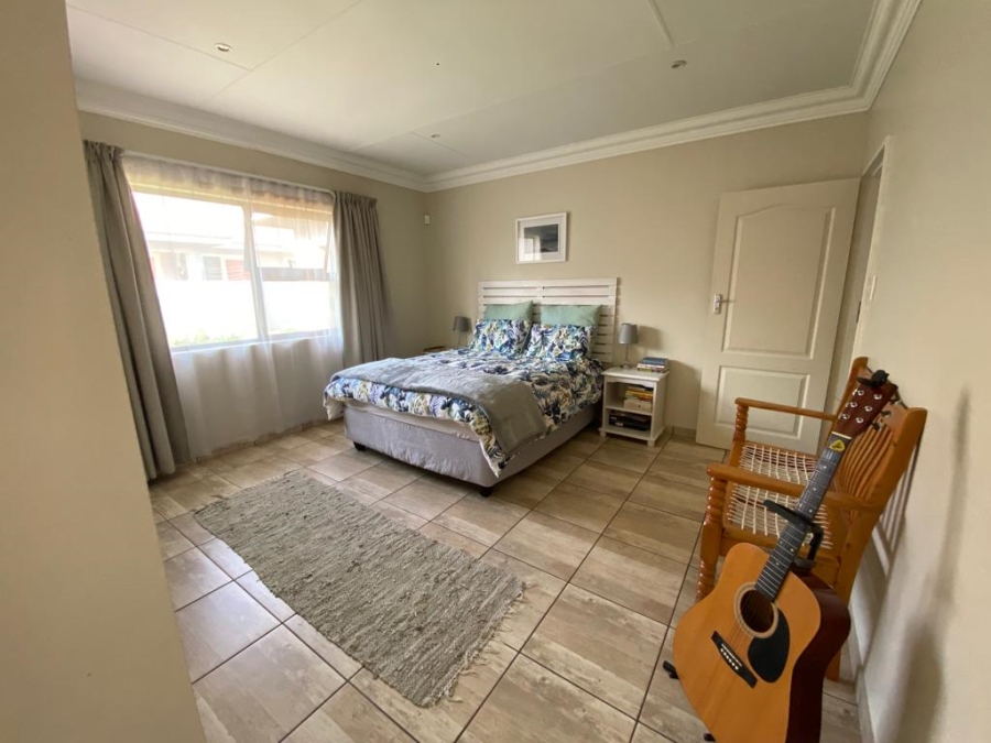 3 Bedroom Property for Sale in Three Rivers Proper Gauteng