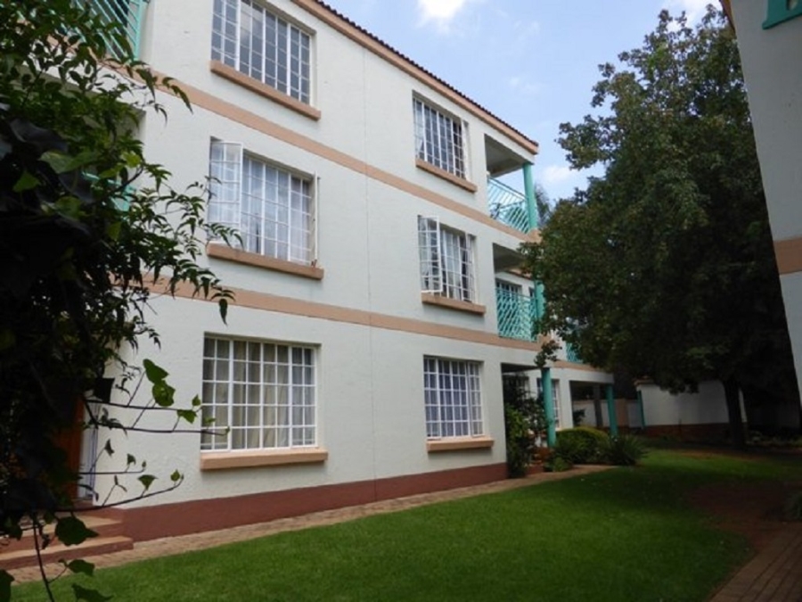 To Let 1 Bedroom Property for Rent in Monument Park Gauteng