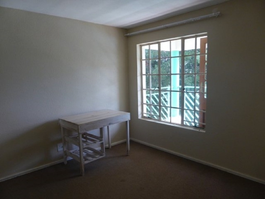 To Let 1 Bedroom Property for Rent in Monument Park Gauteng