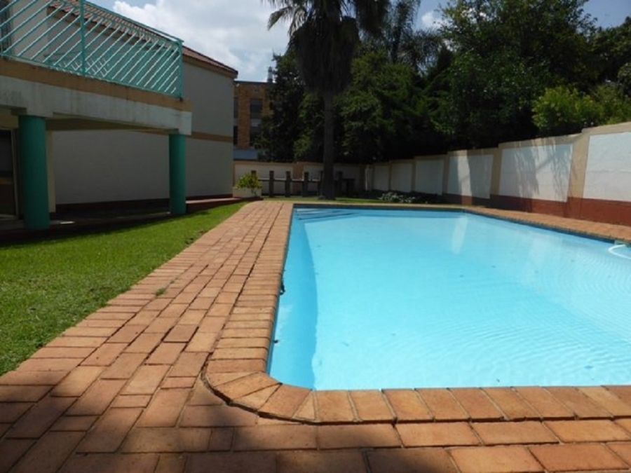 To Let 1 Bedroom Property for Rent in Monument Park Gauteng