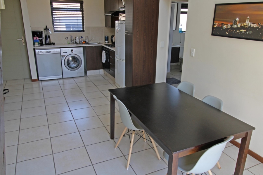 1 Bedroom Property for Sale in Bryanston Gauteng