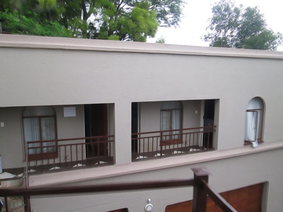 8 Bedroom Property for Sale in Florauna Gauteng