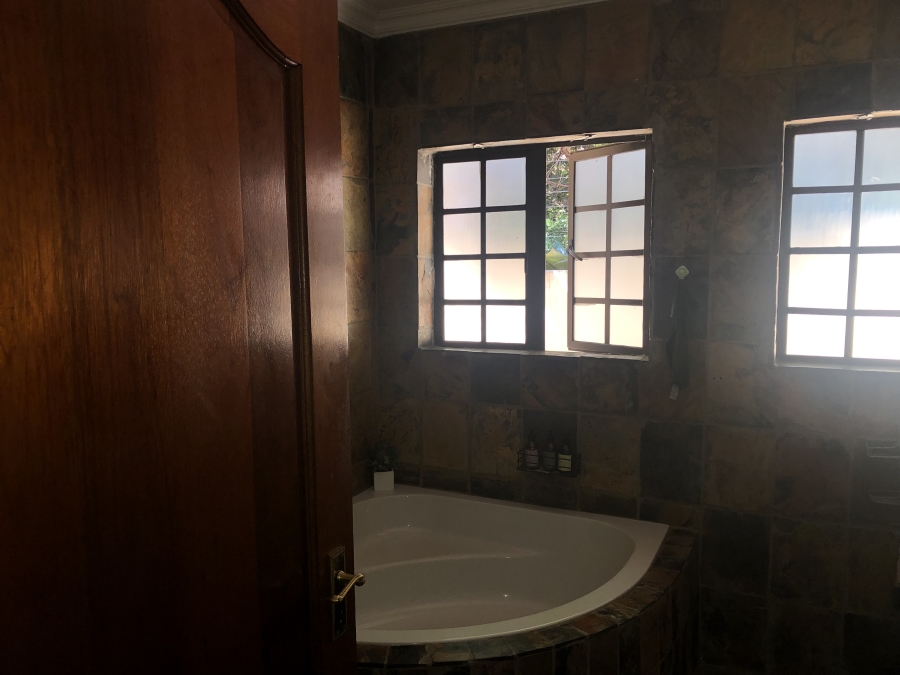 3 Bedroom Property for Sale in Noordwyk Gauteng