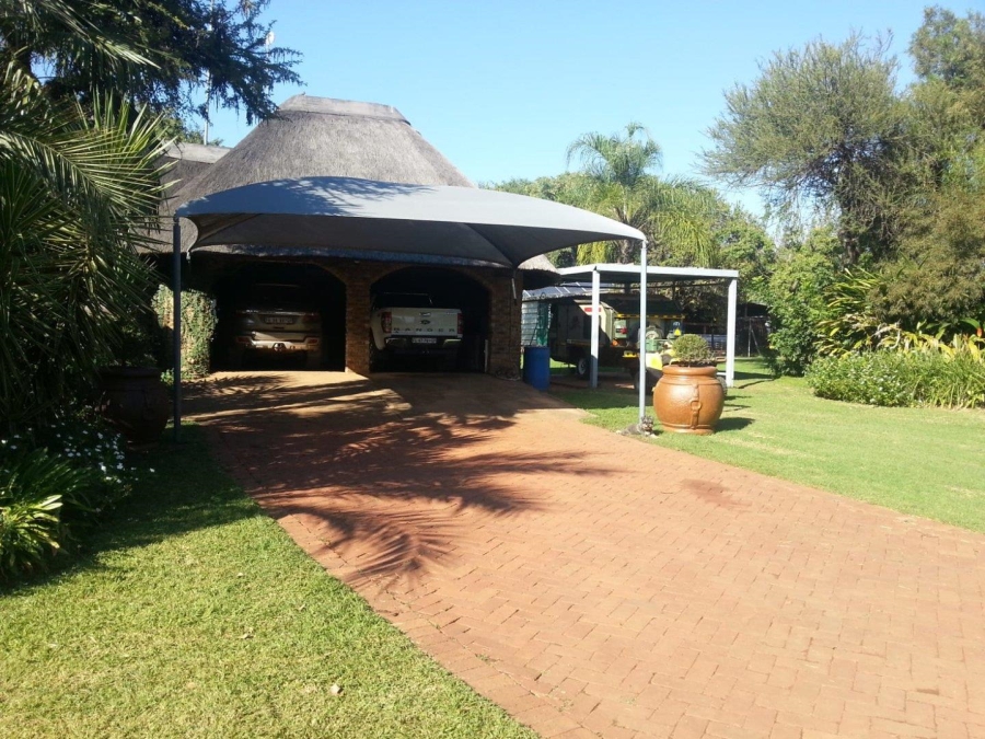 4 Bedroom Property for Sale in Buffelsdrift A H Gauteng