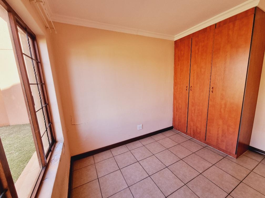 2 Bedroom Property for Sale in Montana Gauteng