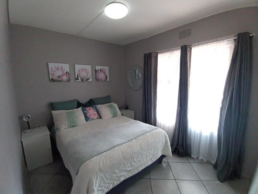 2 Bedroom Property for Sale in Parkrand Gauteng