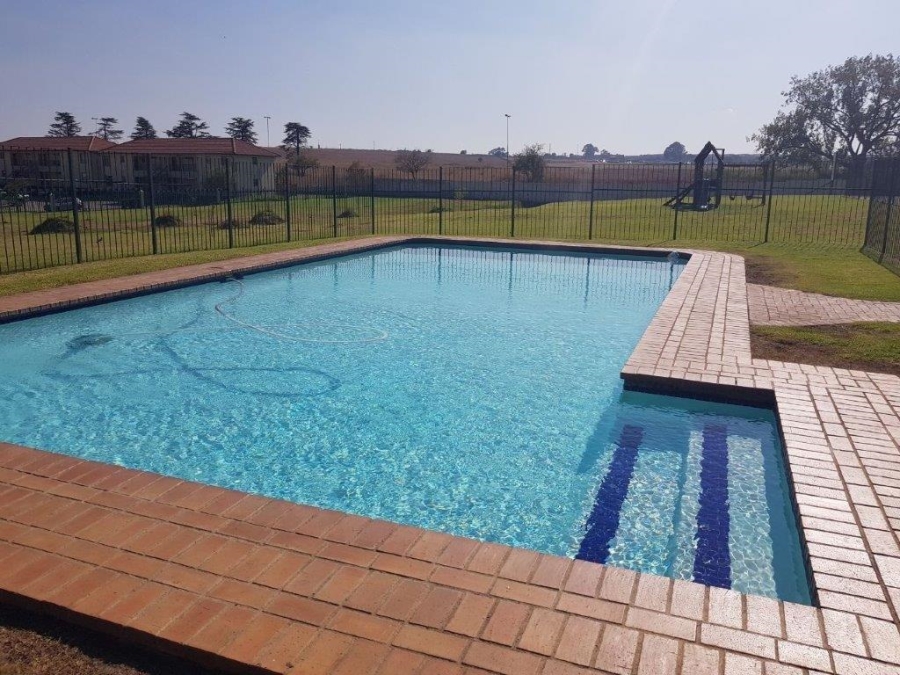 2 Bedroom Property for Sale in Parkrand Gauteng