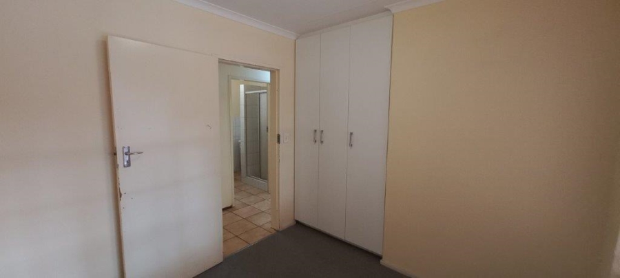 5 Bedroom Property for Sale in Sunward Park Gauteng