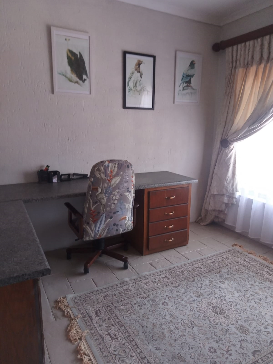 4 Bedroom Property for Sale in Selcourt Gauteng