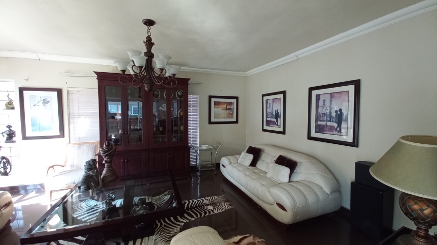 4 Bedroom Property for Sale in Sunward Park Gauteng