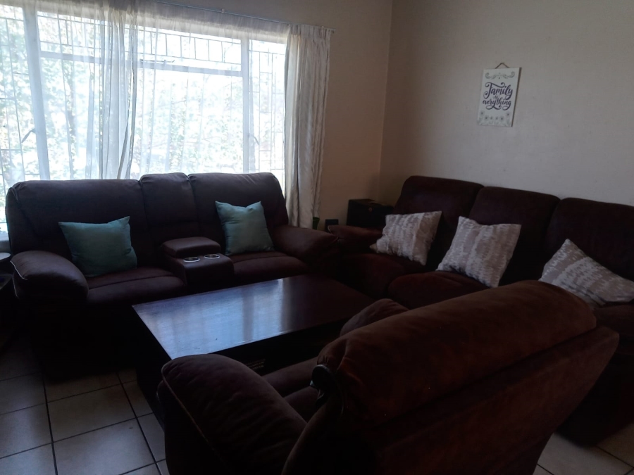 3 Bedroom Property for Sale in Selection Park Gauteng