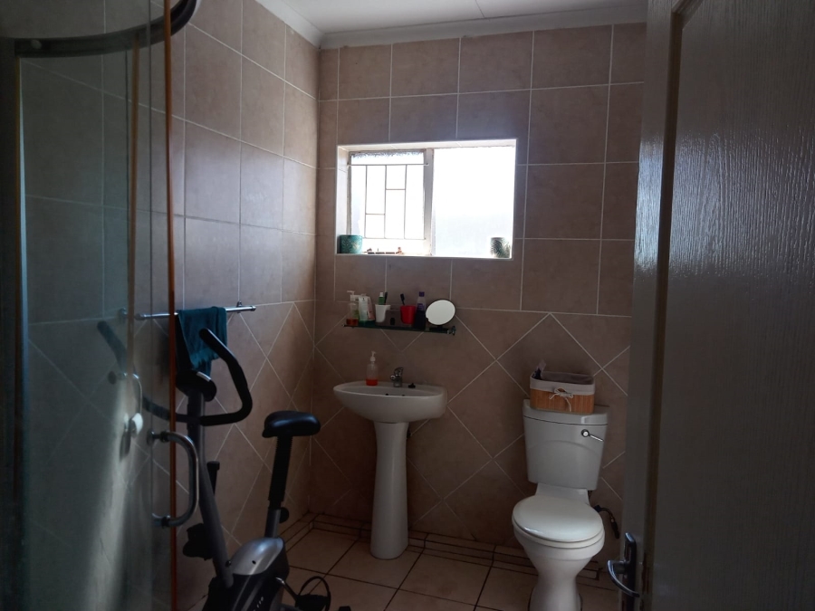 3 Bedroom Property for Sale in Selection Park Gauteng