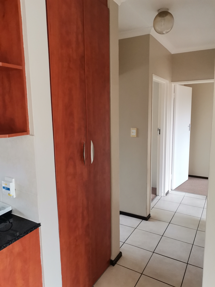 3 Bedroom Property for Sale in Sonneveld Gauteng