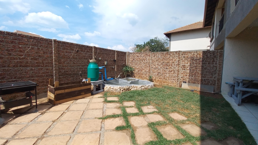 2 Bedroom Property for Sale in Parkrand Gauteng