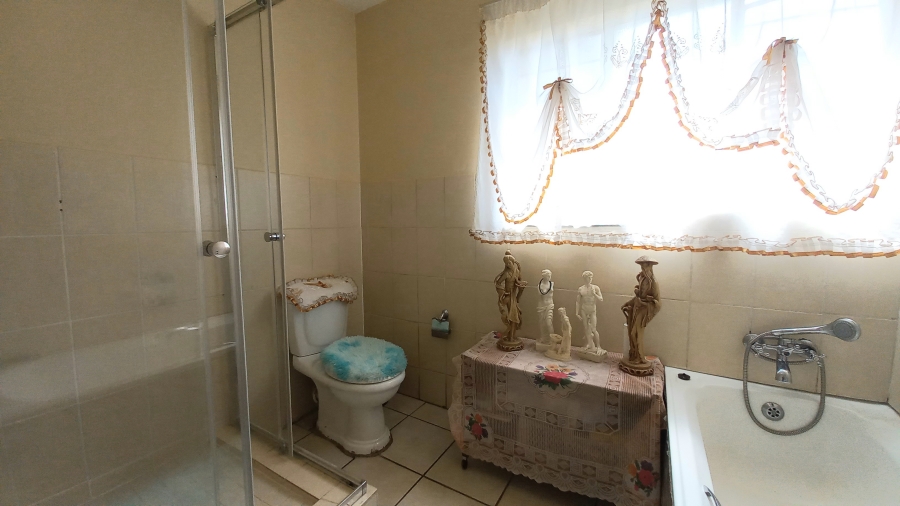 2 Bedroom Property for Sale in Parkrand Gauteng