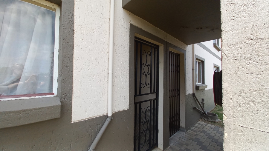 2 Bedroom Property for Sale in Parkrand Gauteng