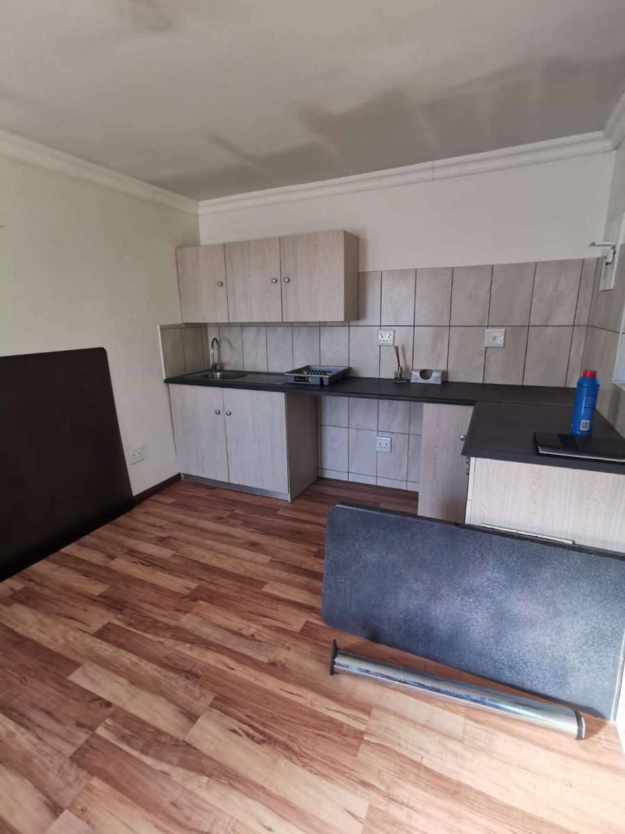 To Let 1 Bedroom Property for Rent in Menlo Park Gauteng