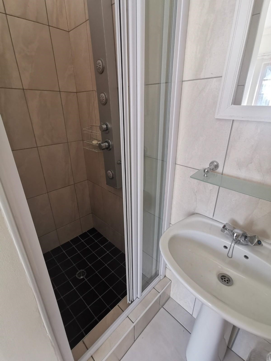 To Let 1 Bedroom Property for Rent in Menlo Park Gauteng