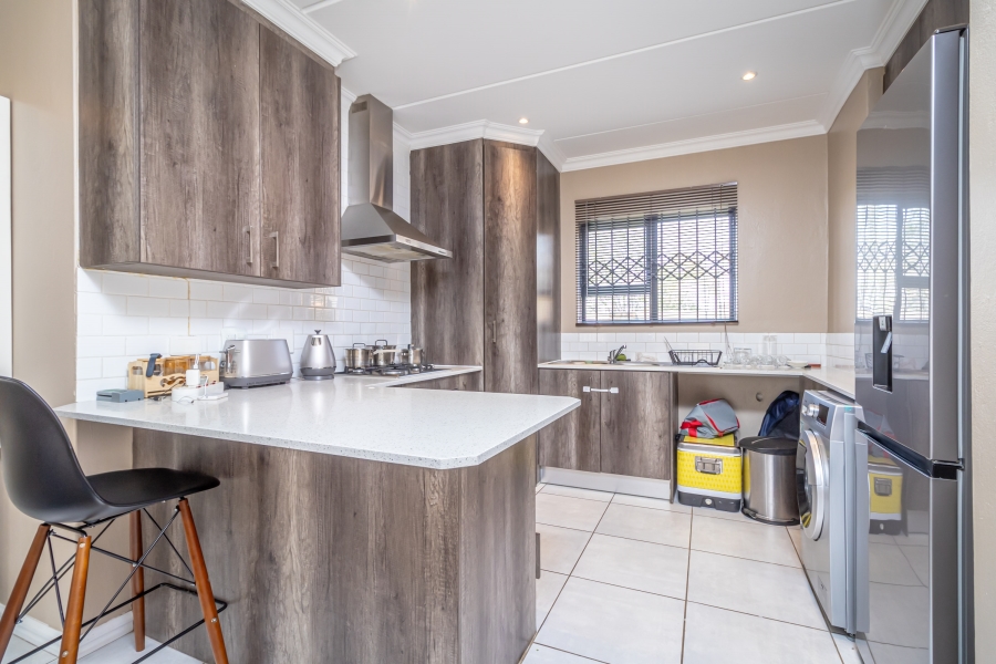 To Let 3 Bedroom Property for Rent in Homes Haven Gauteng