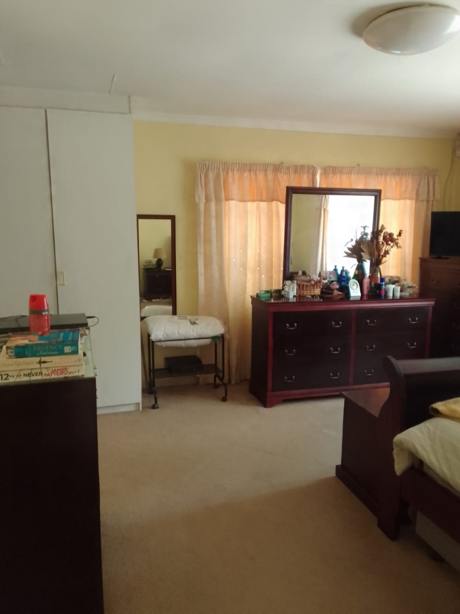 3 Bedroom Property for Sale in Weltevreden Park Gauteng