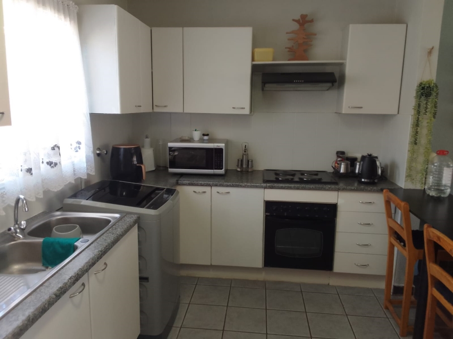 2 Bedroom Property for Sale in Wilgeheuwel Gauteng