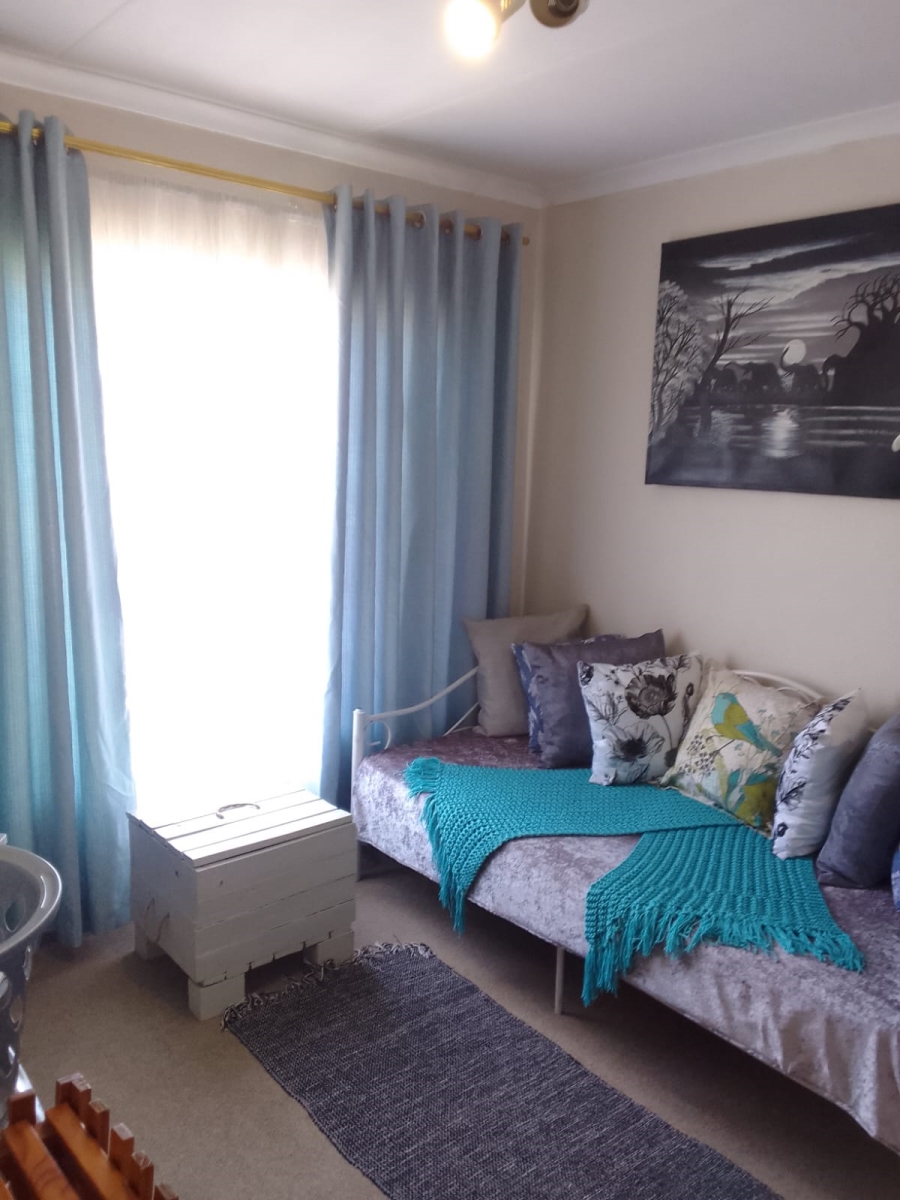 2 Bedroom Property for Sale in Wilgeheuwel Gauteng