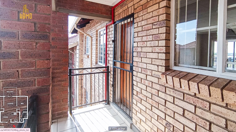 2 Bedroom Property for Sale in Erand Gardens Gauteng