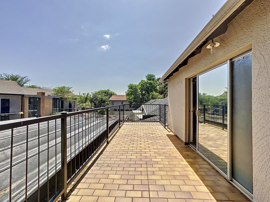 To Let commercial Property for Rent in Lynnwood Gauteng