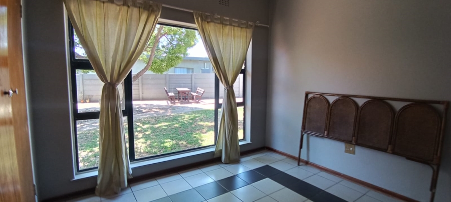 3 Bedroom Property for Sale in Verwoerdpark Gauteng