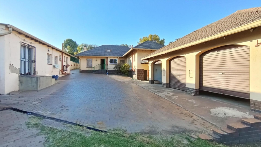 4 Bedroom Property for Sale in Lambton Gauteng