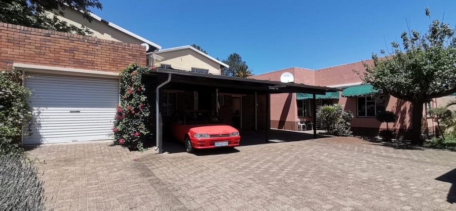 3 Bedroom Property for Sale in Robertsham Gauteng