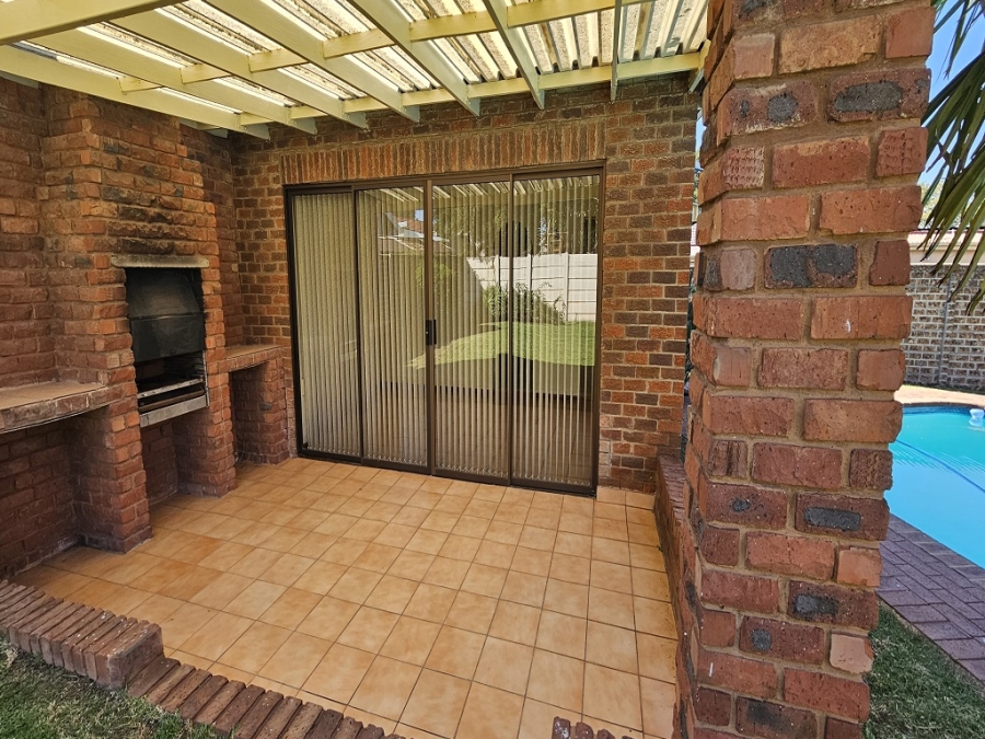 3 Bedroom Property for Sale in Randhart Gauteng