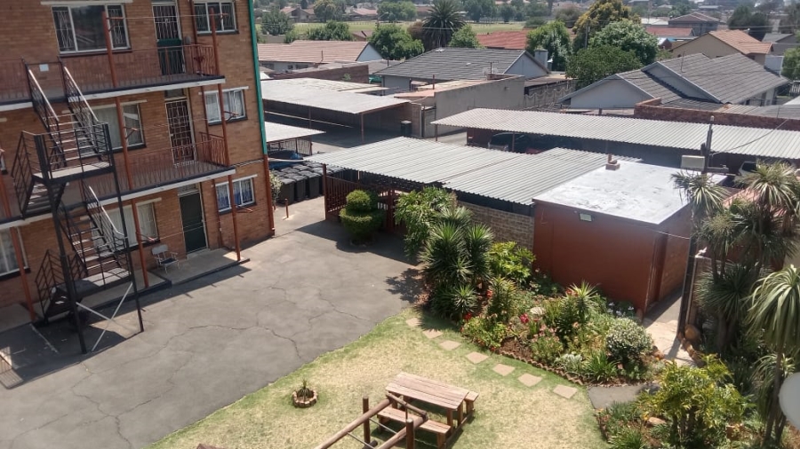 2 Bedroom Property for Sale in Elsburg Gauteng