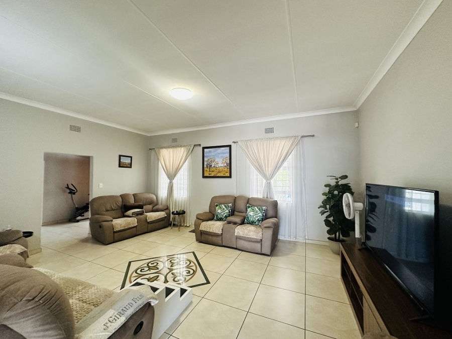 4 Bedroom Property for Sale in Lambton Gauteng