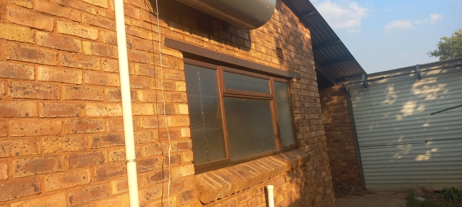 To Let 2 Bedroom Property for Rent in Edelweiss Gauteng