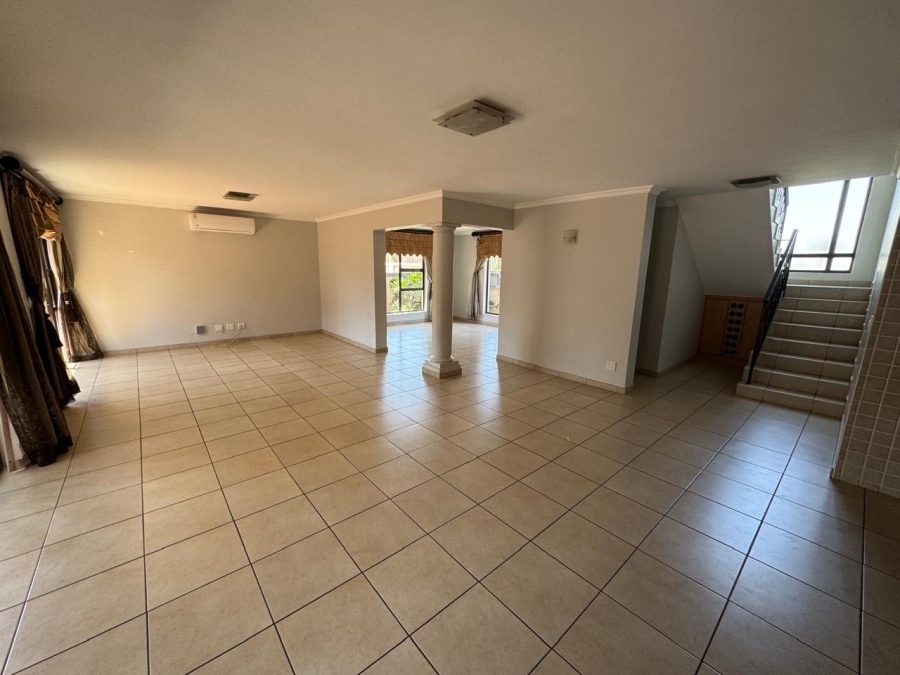 3 Bedroom Property for Sale in Kenleaf Gauteng