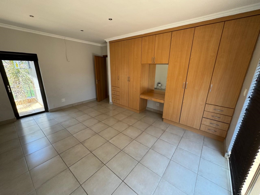 3 Bedroom Property for Sale in Kenleaf Gauteng