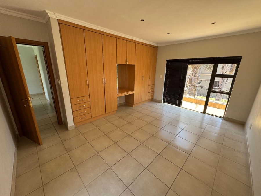 3 Bedroom Property for Sale in Kenleaf Gauteng