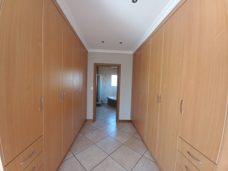 3 Bedroom Property for Sale in Kenleaf Gauteng