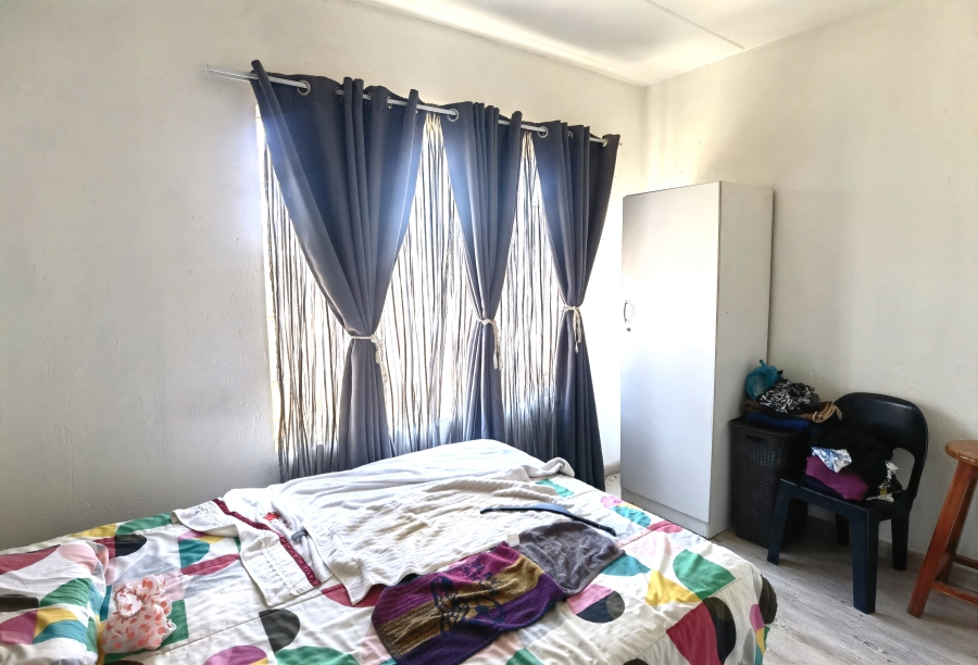 2 Bedroom Property for Sale in Heuwelsig Estate Gauteng