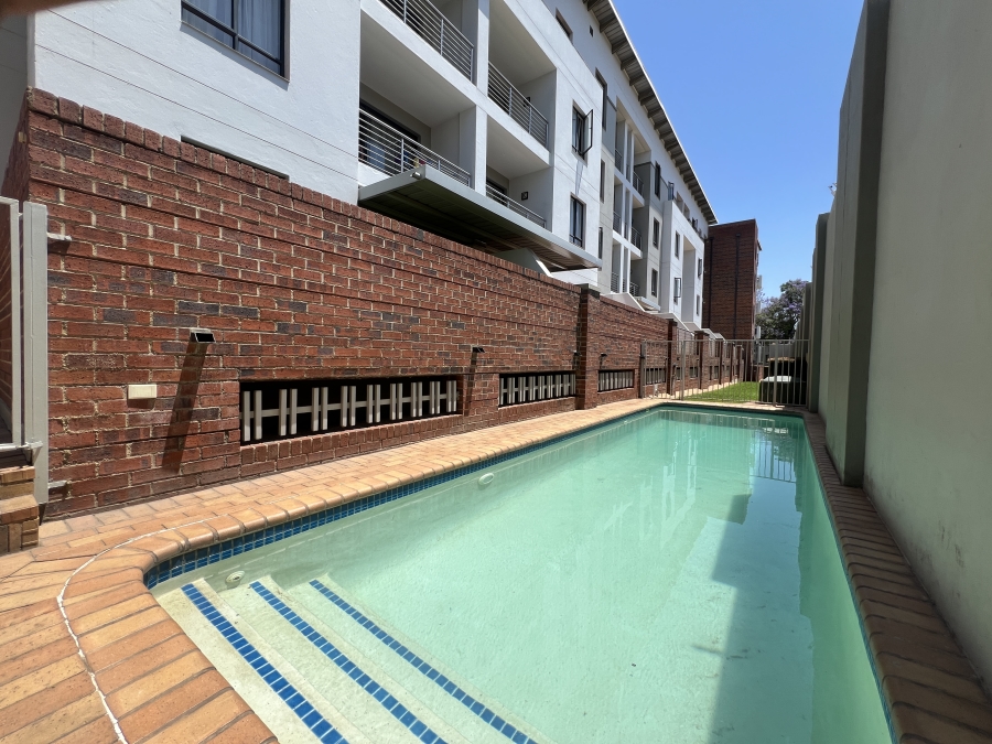 To Let 2 Bedroom Property for Rent in Rivonia Gauteng