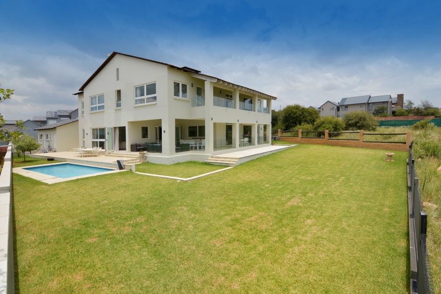 To Let 4 Bedroom Property for Rent in Waterfall Country Estate Gauteng