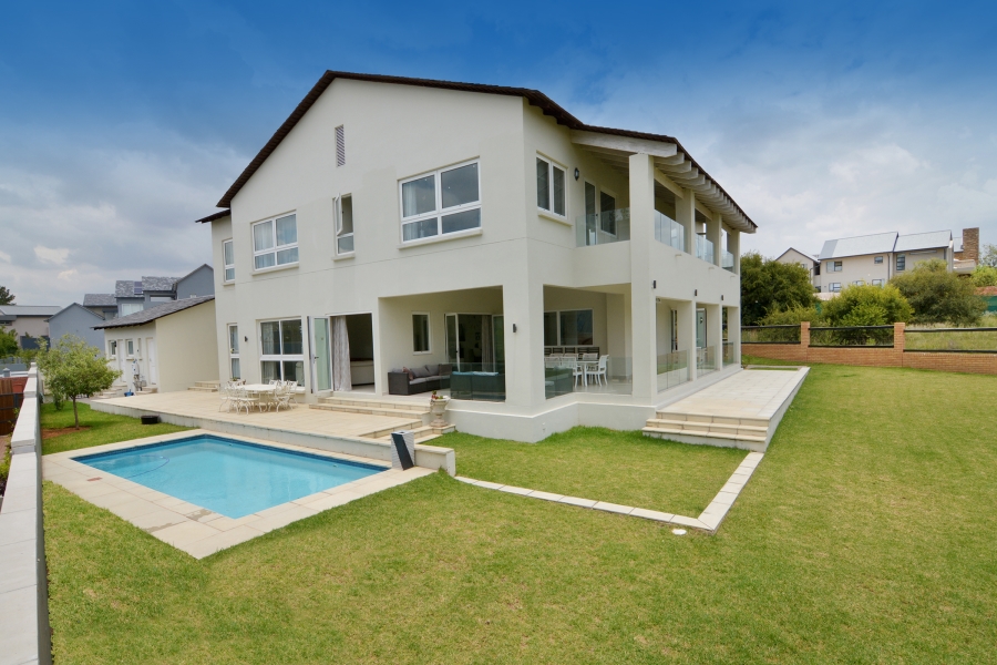 To Let 4 Bedroom Property for Rent in Waterfall Country Estate Gauteng