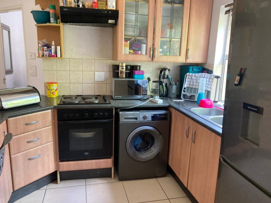 To Let 2 Bedroom Property for Rent in North Riding Gauteng