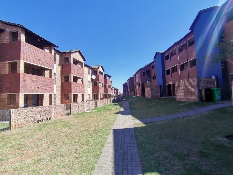 2 Bedroom Property for Sale in Alveda Park Gauteng