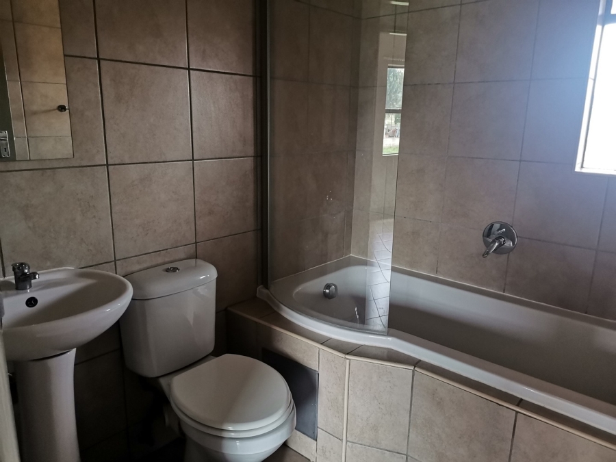 2 Bedroom Property for Sale in Alveda Park Gauteng