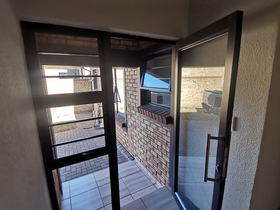 3 Bedroom Property for Sale in New Market Park Gauteng